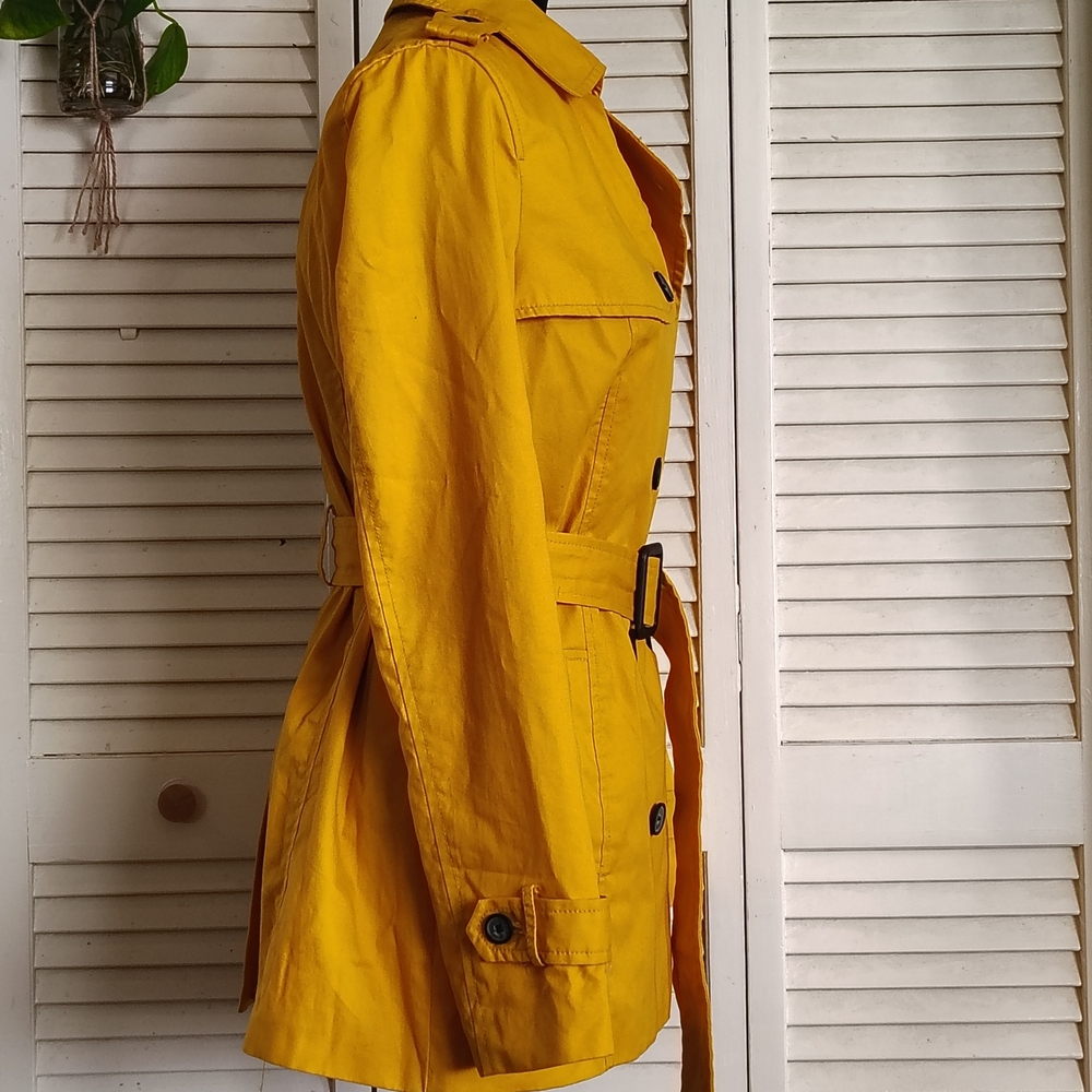 Forever 21 Mustard Double-Breasted Trench Coat Size M – Like New - Picture 2 of 9